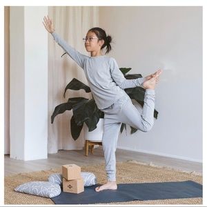 Mini Mioche Size 6 Youth Purple Organic Slouchy Pant